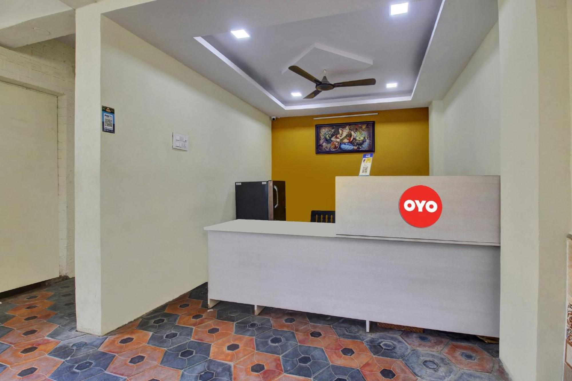 Hotel O Lavish Stay Sururnagar Eksteriør bilde