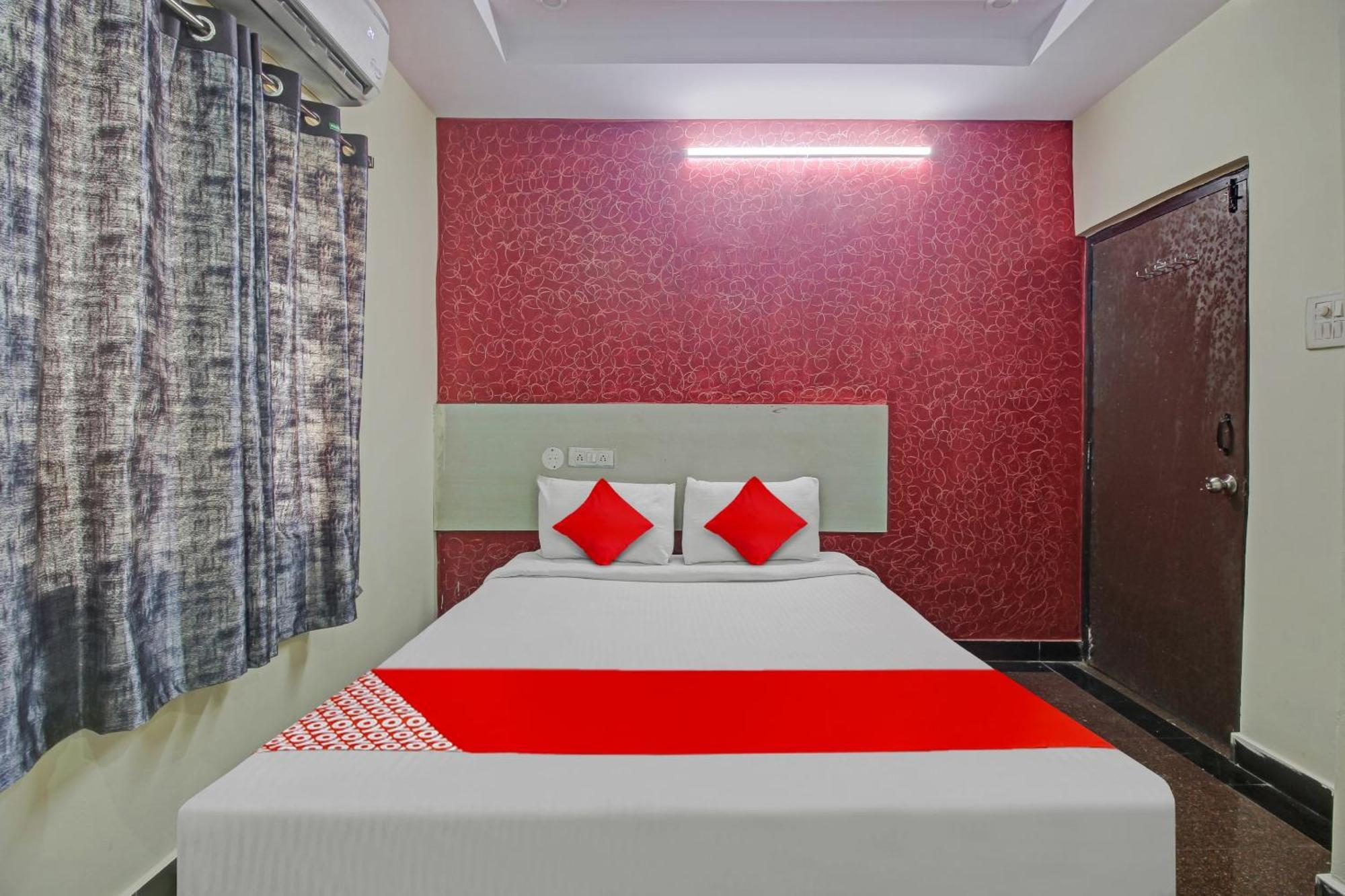 Hotel O Lavish Stay Sururnagar Eksteriør bilde